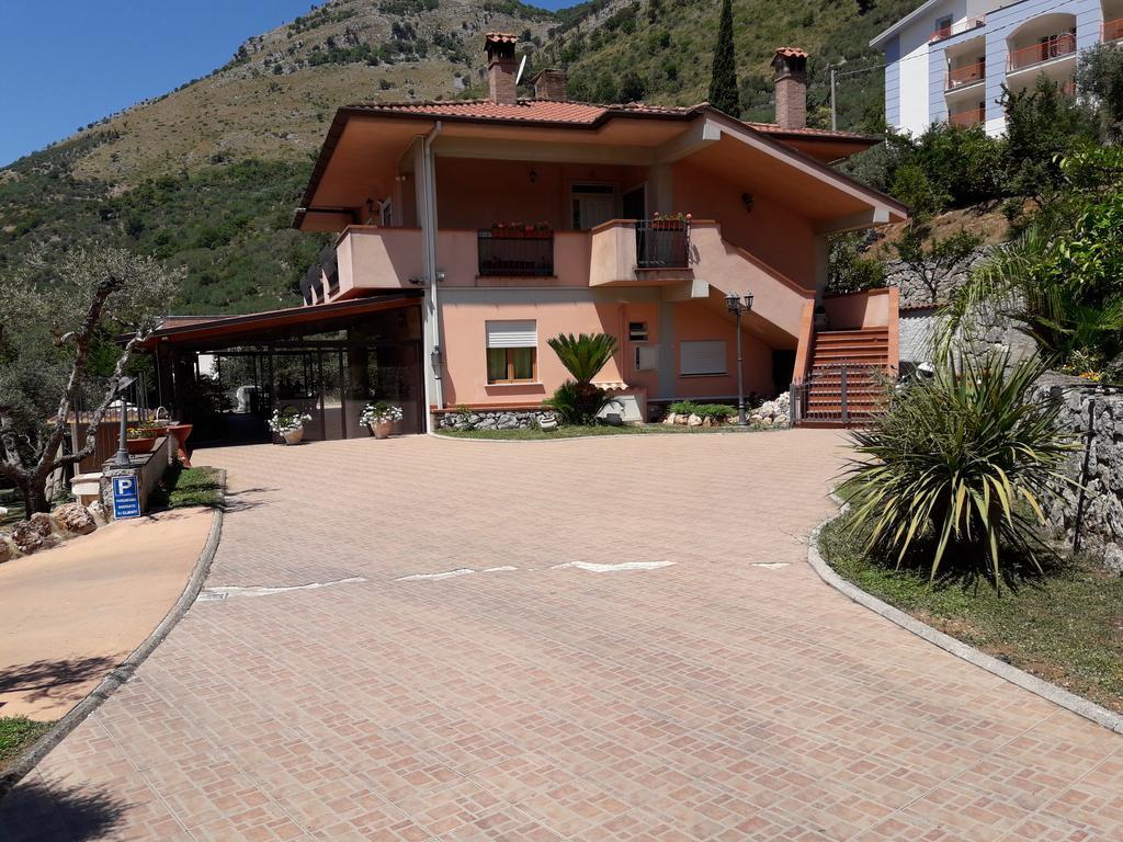 Solerosa Bed and Breakfast Fondi Buitenkant foto